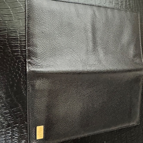 AUTHENTIC!! LEATHER CELINE WALLET!! - Picture 6 of 10